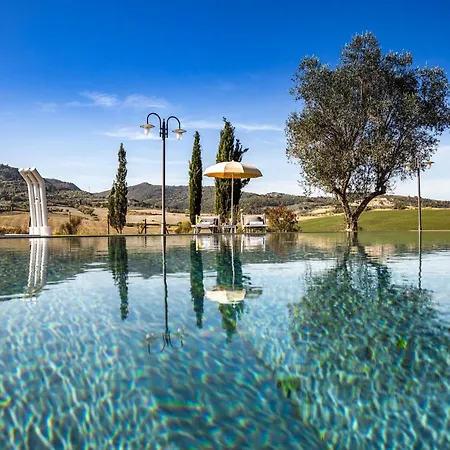 In Casale Con Piscina Casa I Pavoni *