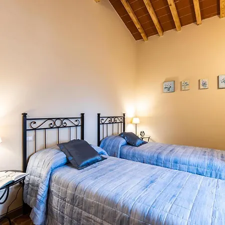 In Casale Con Piscina Casa I Pavoni
